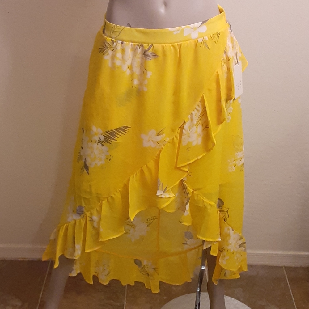 Women's Yellow High Low Skirt Floral Wrap BNWT